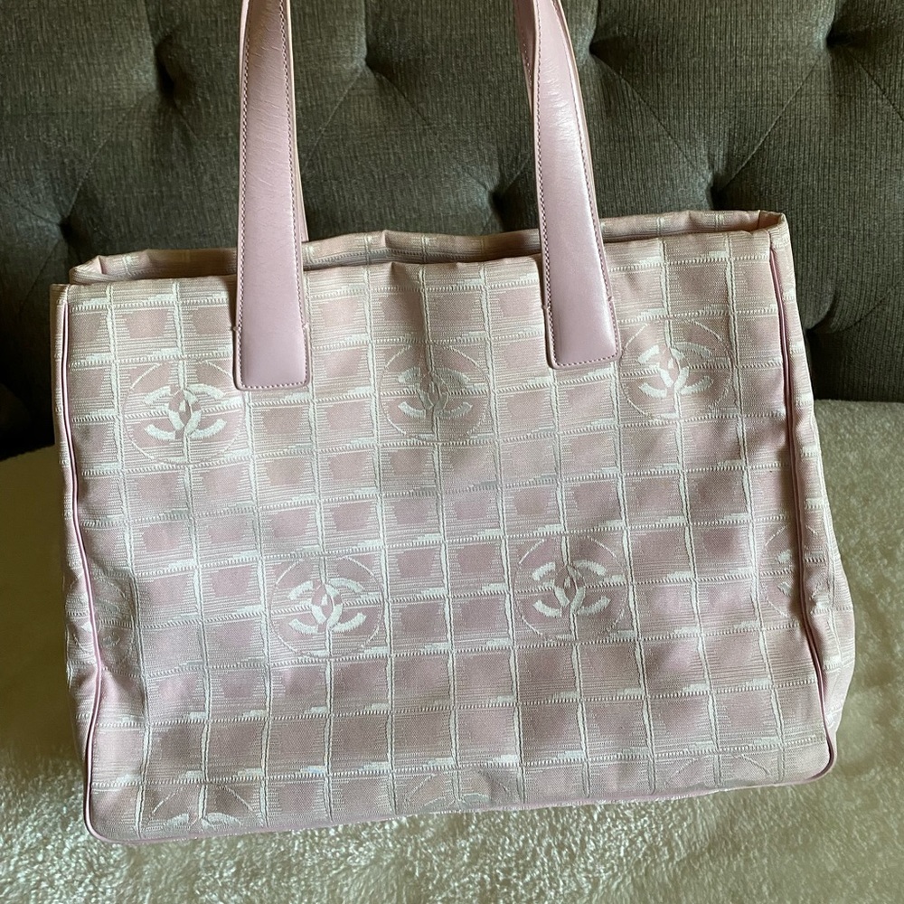 SALE! Chanel tote bag